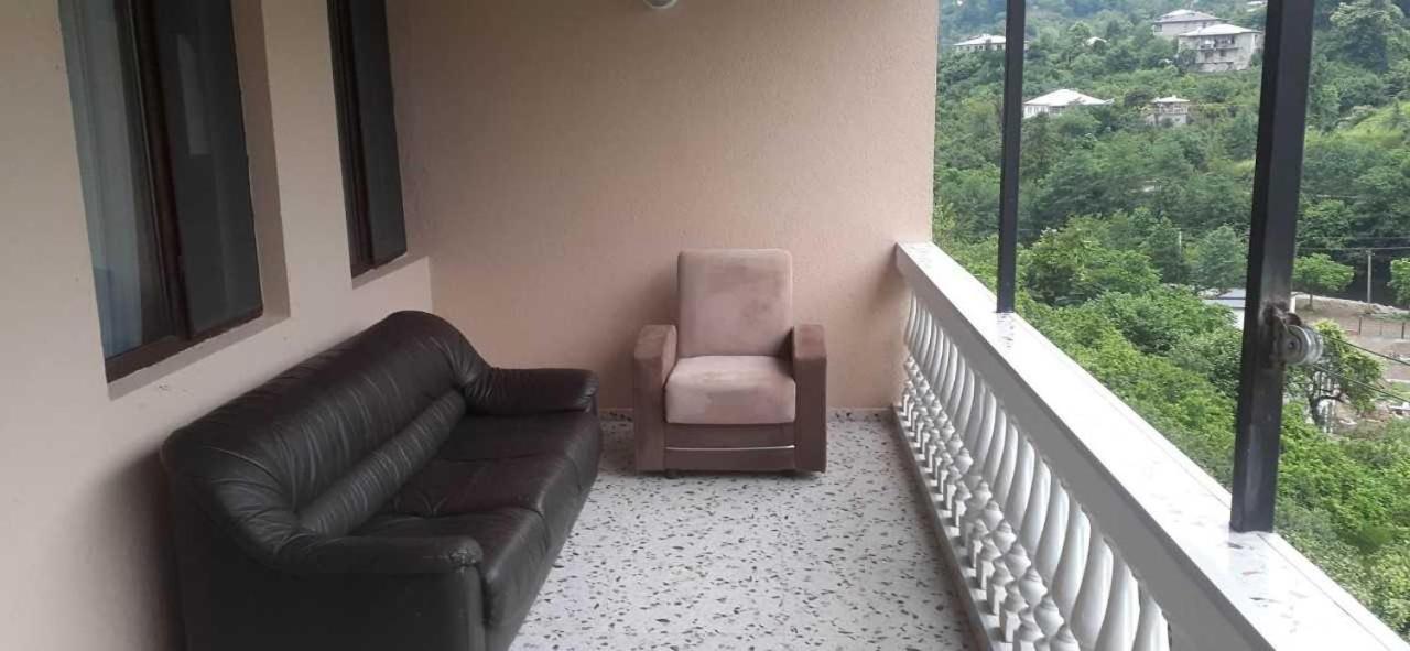 Ferienwohnung Guest Hause Giorgi,Kobuleti- Xala Khala Exterior foto