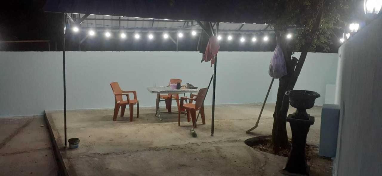 Ferienwohnung Guest Hause Giorgi,Kobuleti- Xala Khala Exterior foto