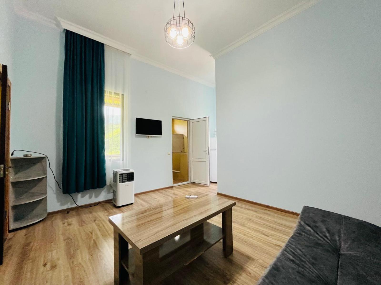 Ferienwohnung Guest Hause Giorgi,Kobuleti- Xala Khala Exterior foto