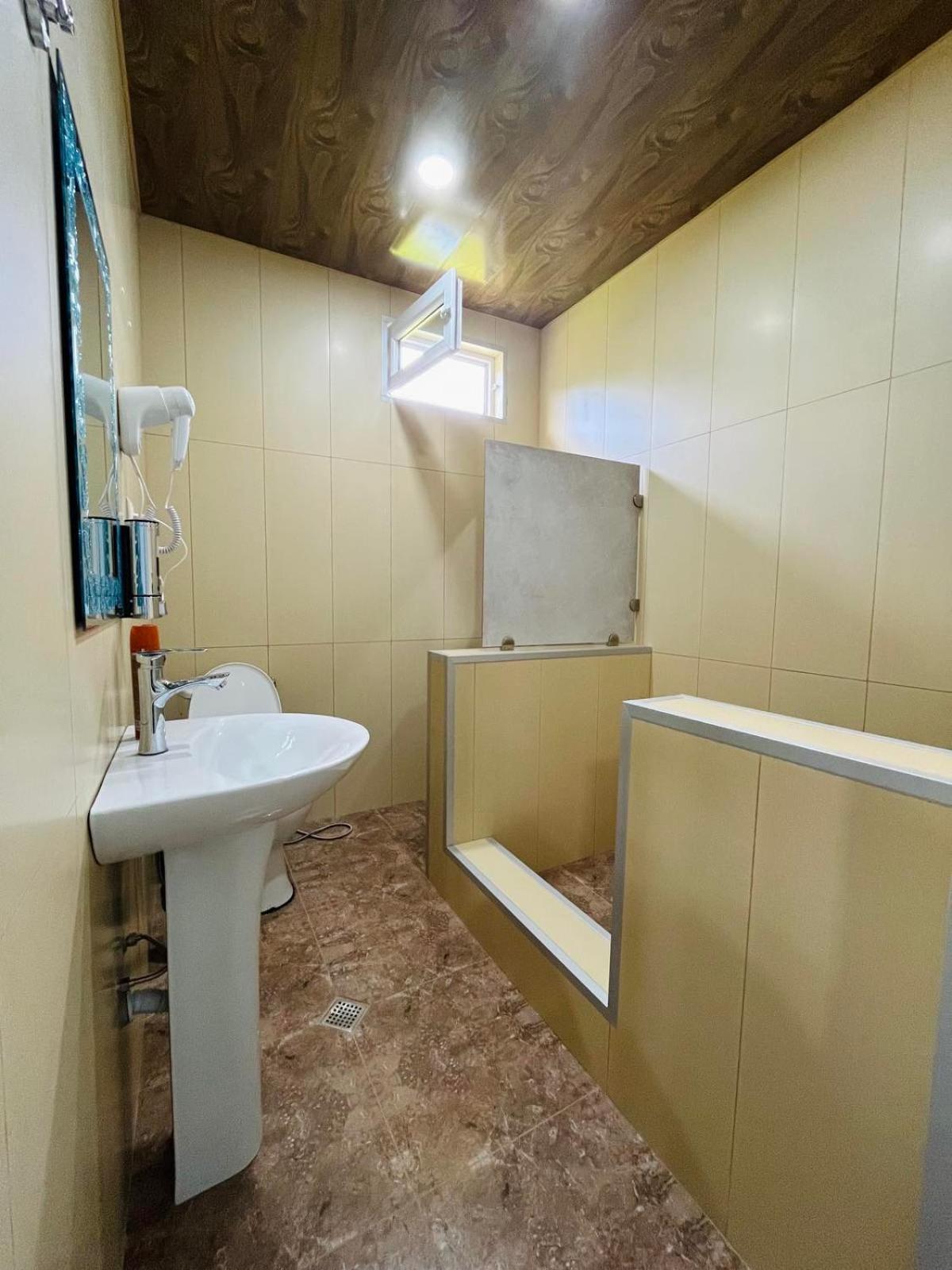 Ferienwohnung Guest Hause Giorgi,Kobuleti- Xala Khala Exterior foto